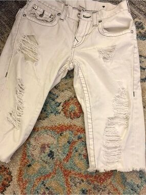 True Religion White Contrast Stitch Jeans (Size 28)
